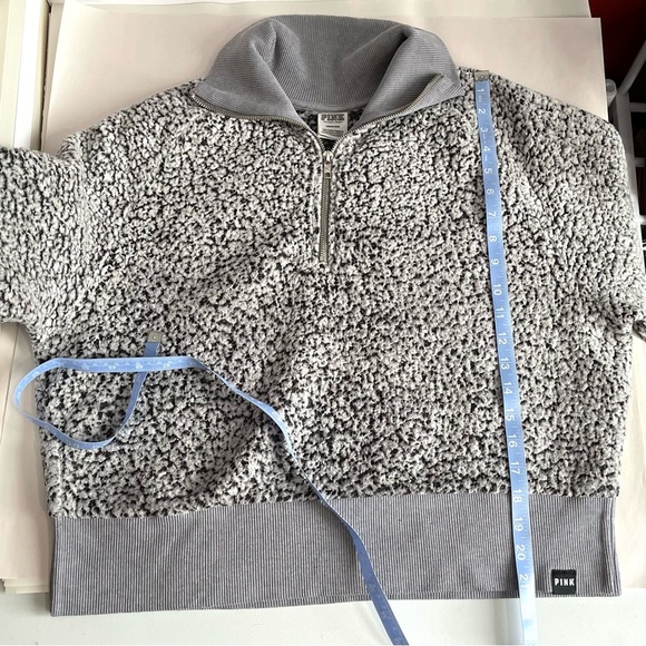 Victoria’s Secret PINK Women’s Gray Sherpa Jacket - Picture 5 of 10